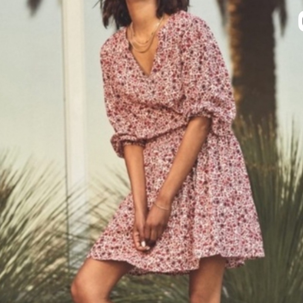 SUNDRY For Evereve Ditsy Floral Smocked Waist Mini Dress Dahlia Size 3 (Large)